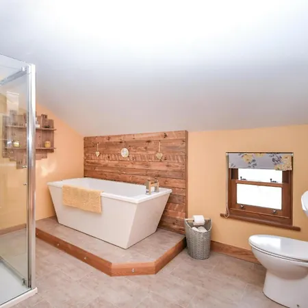 4 Bed In Maryport Oc-87097 Vakantiehuis *