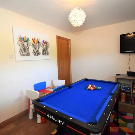 4 Bed In Maryport Oc-87097 Vakantiehuis *