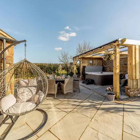 4 Bed In Maryport Oc-87097